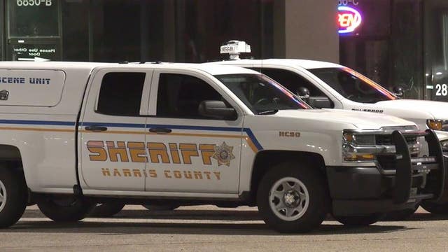 Teen dead in north Harris County shooting, suspect at large
