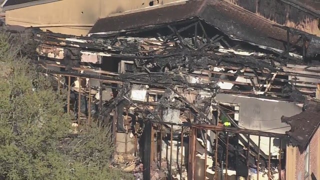 Firefighter injured while battling 2-alarm apartment fire in NW Houston, residents displaced