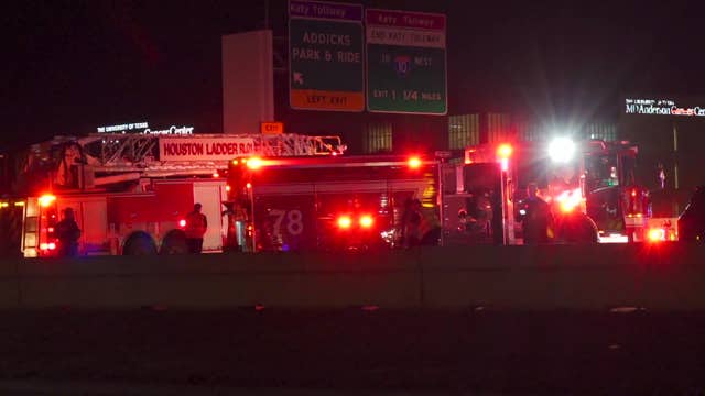 Intoxicated driver sideswiped Houston police vehicle on Katy Freeway: HPD