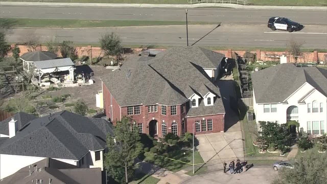 Sugar Land police investigate home invasion in Eldridge Lakes subdivision
