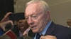 Photo shows Jerry Jones in crowd attempting to deny black students access to Arkansas high school