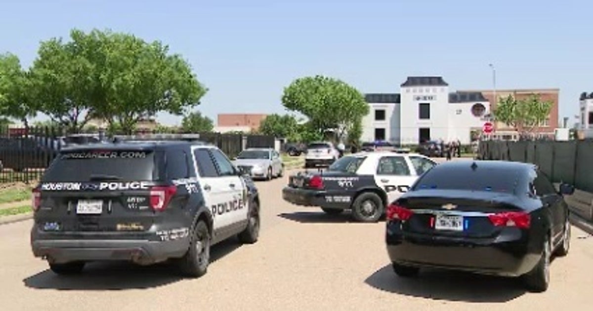Woman killed by permitless teen driver in southwest Houston, police say ...
