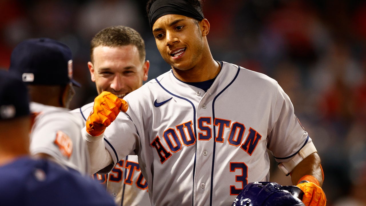 Astros win over Angels, 13-6, Peña homers with parents in stands