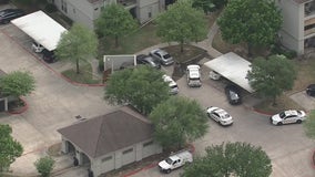 2 hospitalized including possible shooter in northwest Harris County