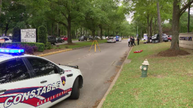 Deadly crash in NW Harris County shuts down traffic on Cypresswood