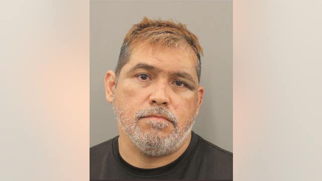 Suspect in custody after off-duty Surfside Police Department Officer was stabbed in SE Houston