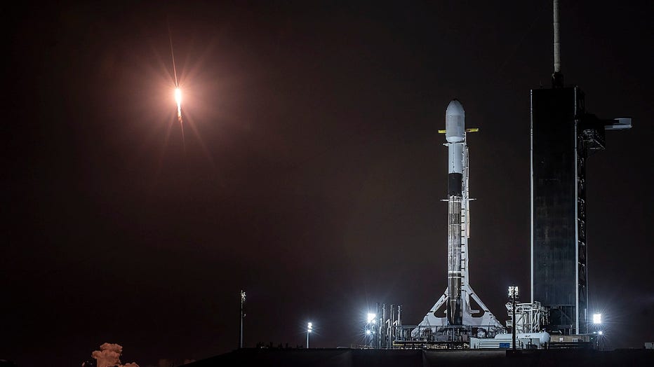 Falcon9-Starlink.jpg