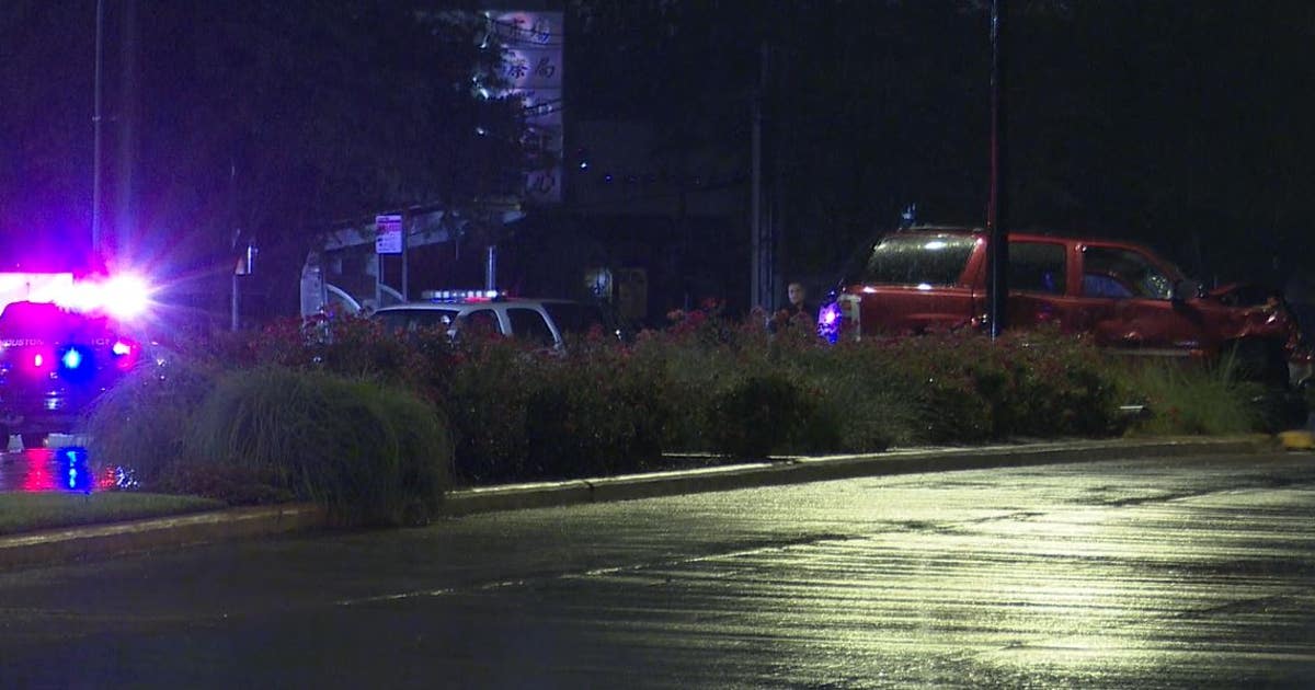 Suspected drunk driver arrested, another killed after crash in ...