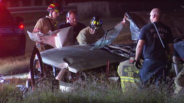 3 people hospitalized after major crash in northeast Houston