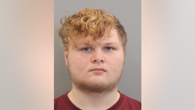 Man attacks bailiff after possession of child porn conviction; gets another 23 years in prison