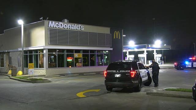 2 teens arrested at McDonald's, 1 at large after apparent robbery attempt backfires in SW Houston