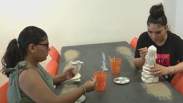 2 Houston-area sisters looking to be adopted together