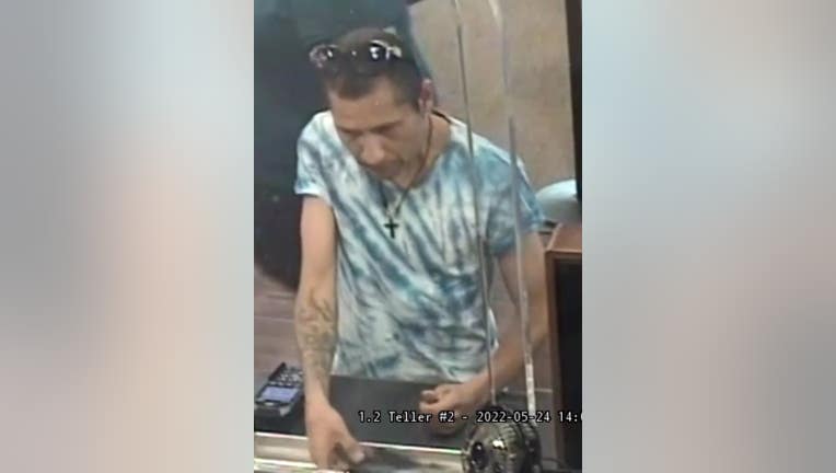 Photo of bank robbery suspect