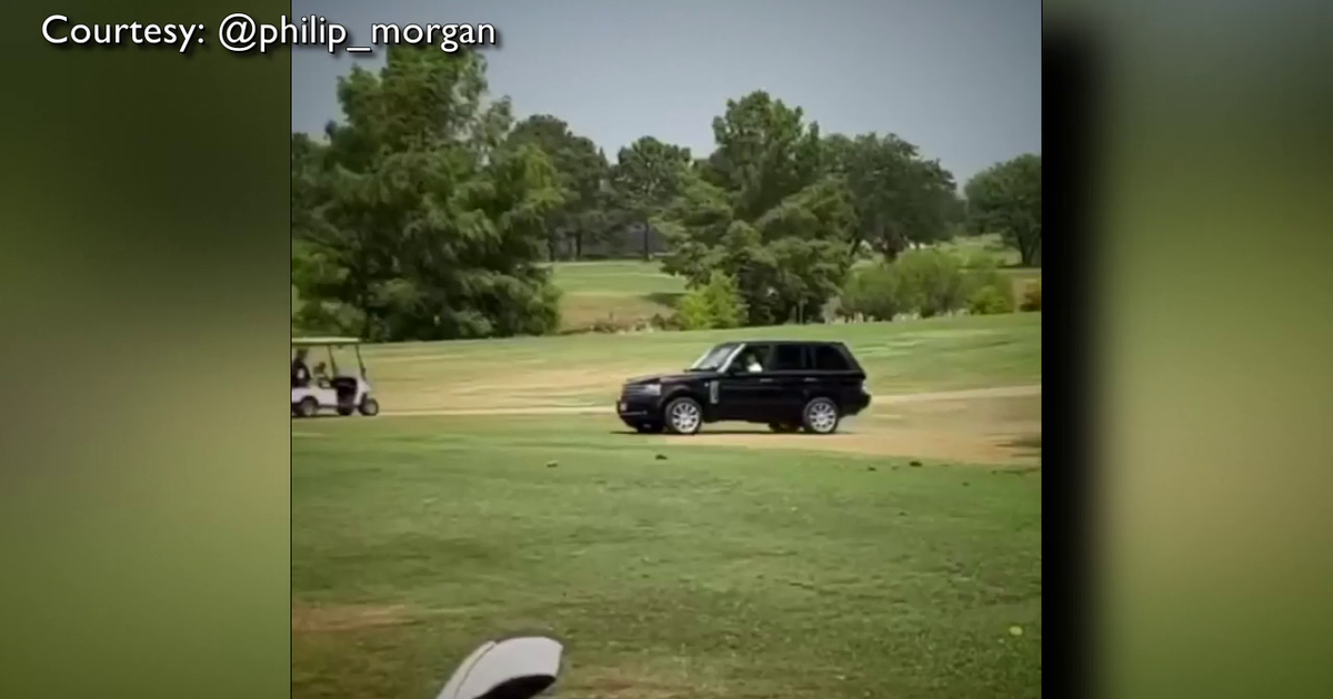 Crazy video captures Cypress police chase through golf course | FOX 26 ...