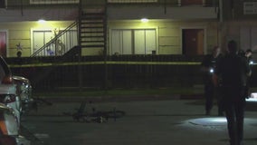 Three boys shot by masked gunman outside SE Houston apartment complex