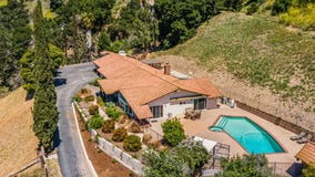 Johnny Cash’s Casitas Springs home in CA hits market for $1.795M
