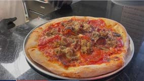 Brazoria County pizzeria expands, despite inflation and recession concerns