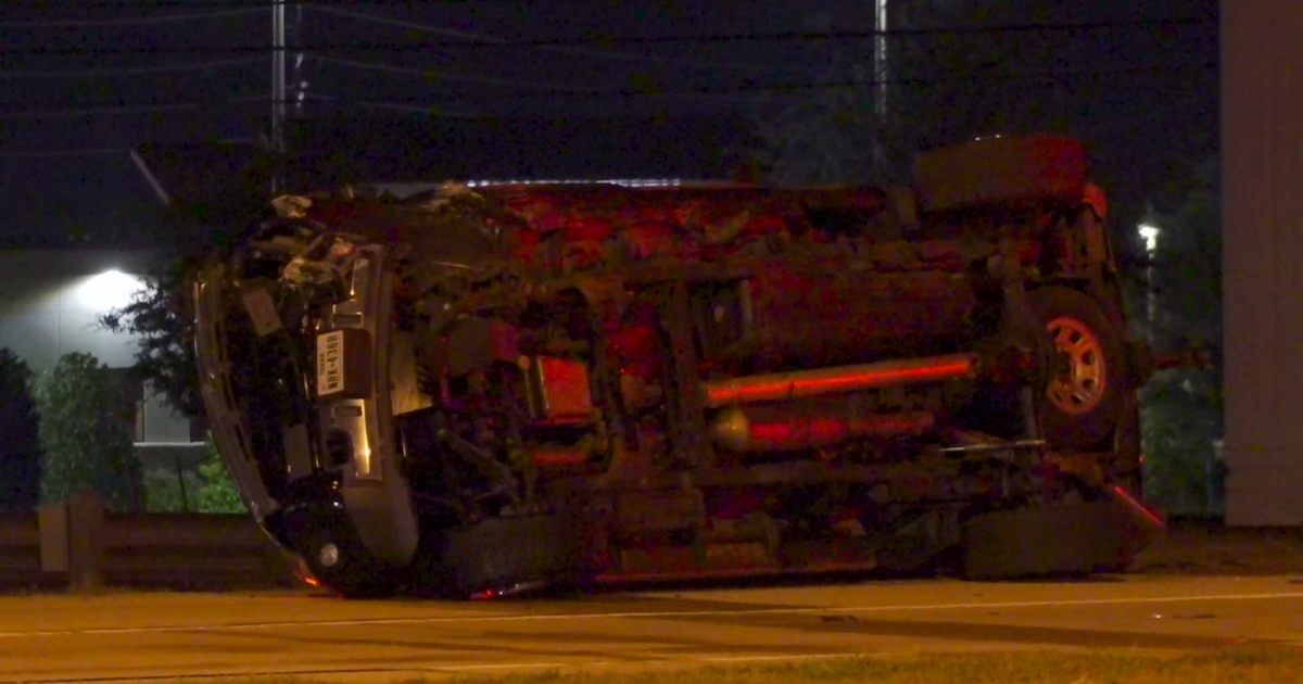 Deadly crash on Highway 6 near US-90 Alternate in Sugar Land | FOX 26 ...