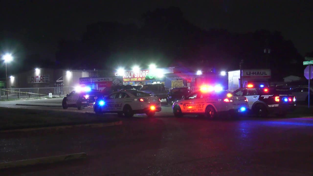 Possible drive-by shooting in front of Houston convenience store leaves ...