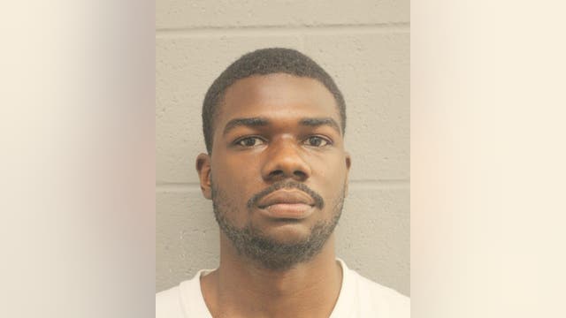 Houston murder suspect accused of shooting man who confronted him over vehicle break-ins