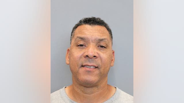 Houston driver charged with intoxicated assault in 3-vehicle crash that left man dead