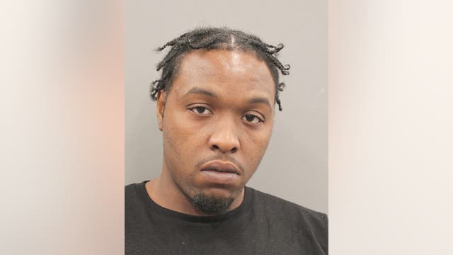 Suspect arrested in shooting that injured man, son on Houston highway