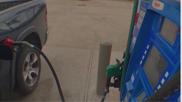 Gas prices continue to normalize on international headlines