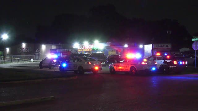Possible drive-by shooting in front of Houston convenience store leaves man dead