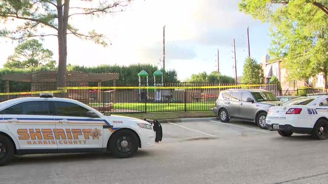 Teen girl found wounded in gazebo after gunshot heard in NW Harris County