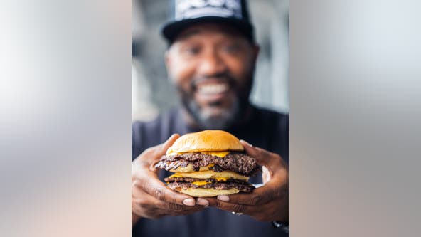 Bun B's Trill Burgers pop-up at Houston City Hall this weekend!