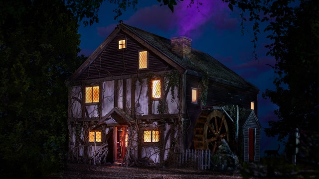 Hocus Pocus Airbnb cottage: How to book stay at Sanderson Sisters' house