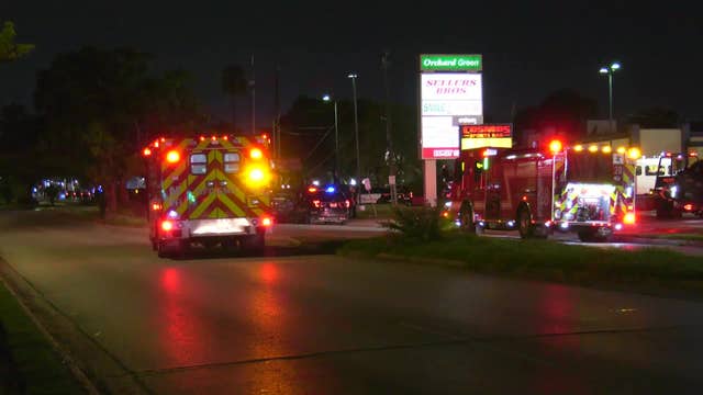 No injuries reported after suspect fired shots toward officer, Houston police say
