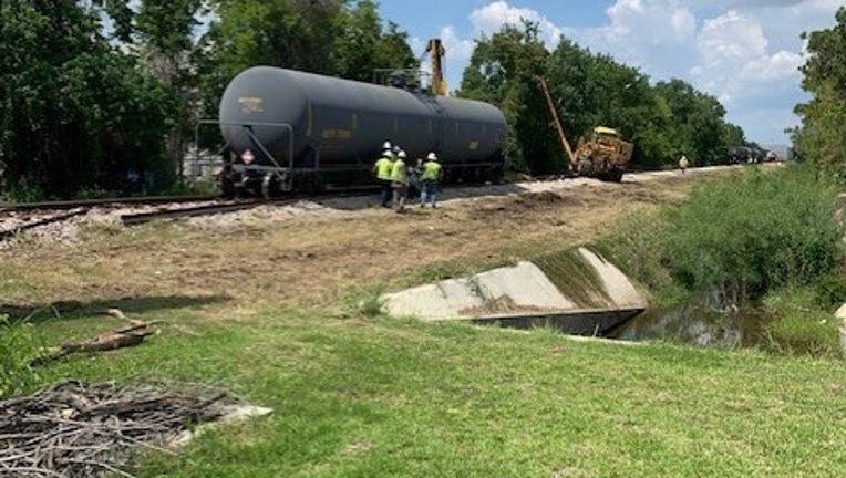 Train Derailment Reported In Sugar Land, Nearby Roadway Closed Through ...