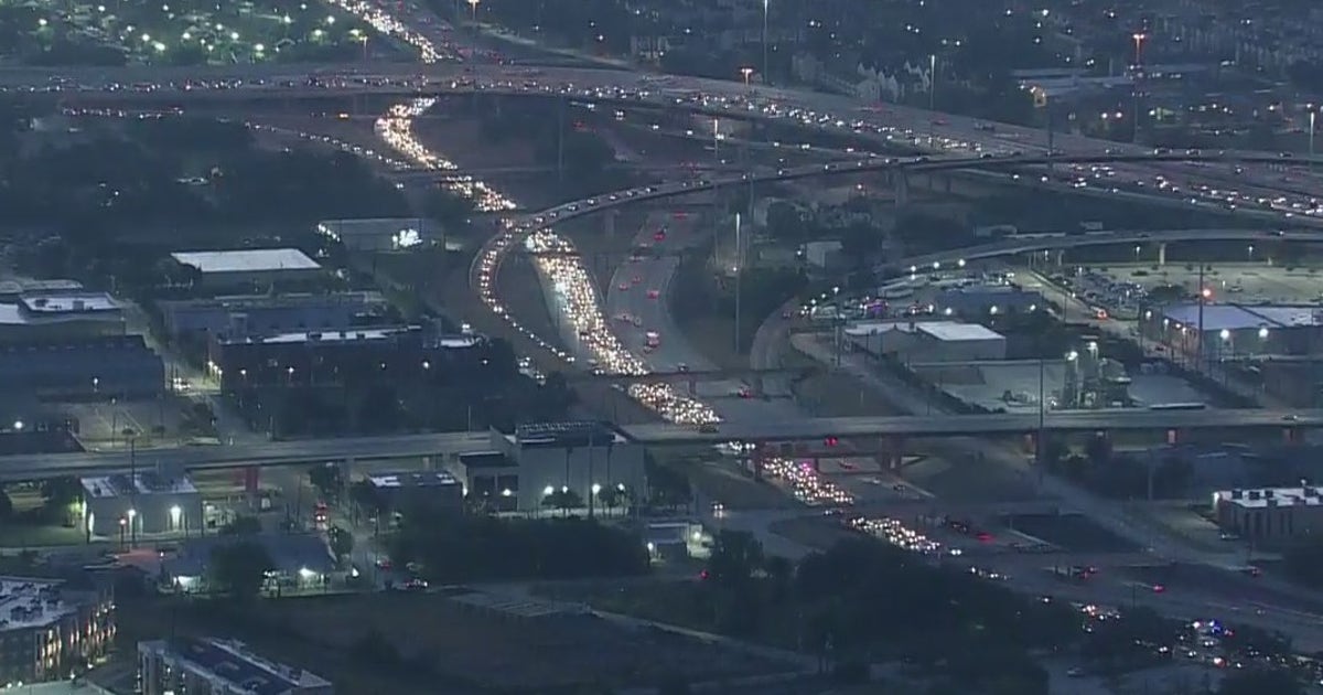 Driver dies in crash on I-10 East Freeway at I-45 near Downtown Houston ...