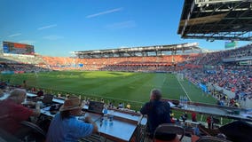Houston Dash compete in NWSL playoffs for first time in history, fans break attendance records