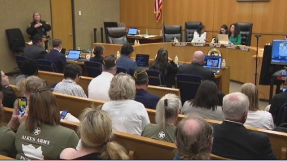 Compromise offered to snap Harris County budget stalemate