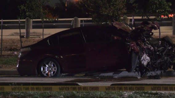 3 killed after major crash in Pearland caused passengers to eject from vehicle