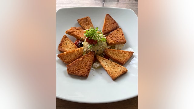 Foodies & Friends at Hope Farms with Chef Greg Martin of Bistro Menil