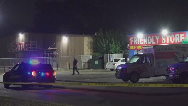 3 injured in Houston drive-by shooting outside convenience store on Hillcroft