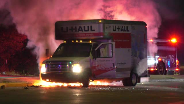 Houston police chase with U-Haul ends with fire, man facing charges