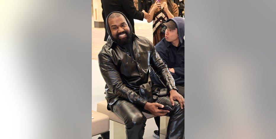 Saw a pic of Ye at a fashion show today and it reminded me of this