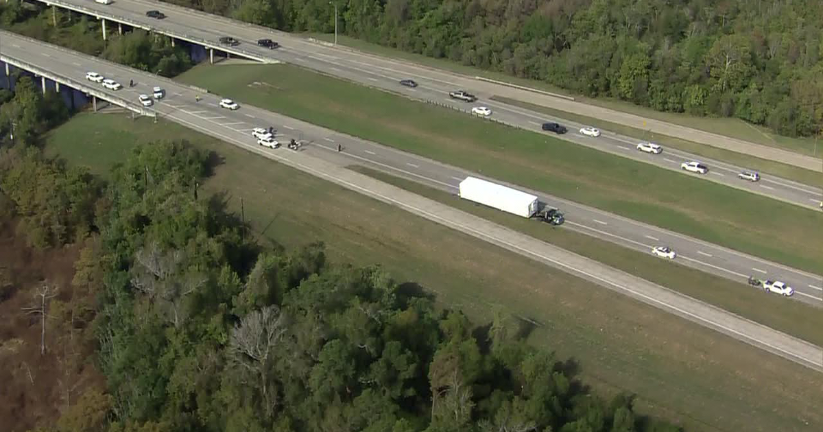 Deadly crash on US-90 in NE Harris County involving car, mobile home ...