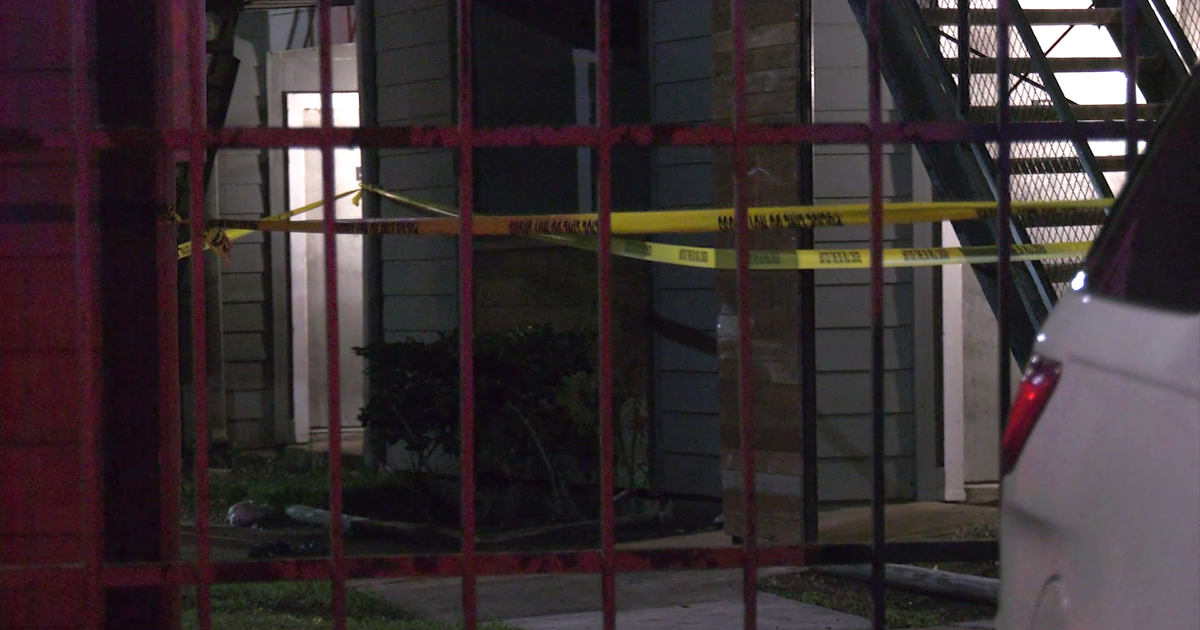 2 Houston teens shot to death in apartment complex courtyard | FOX 26 ...
