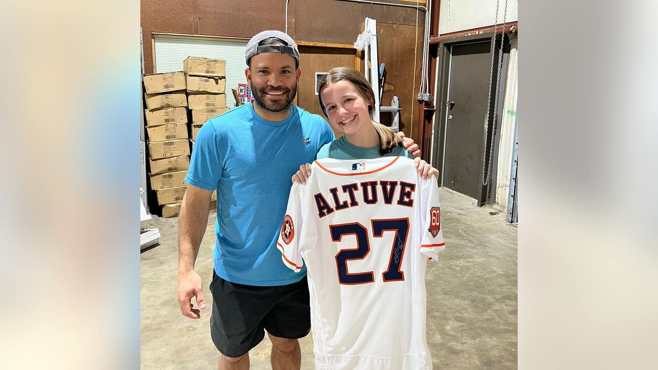 Jose Altuve partners with Houston non-profit Lily's Toy Box to