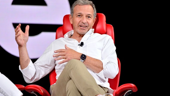 Bob Iger returns as Disney's CEO, replaces Bob Chapek