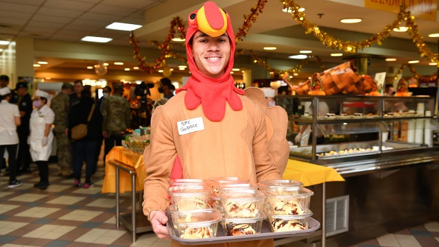 Despite tensions, U.S. troops in Korea get creative to celebrate Thanksgiving