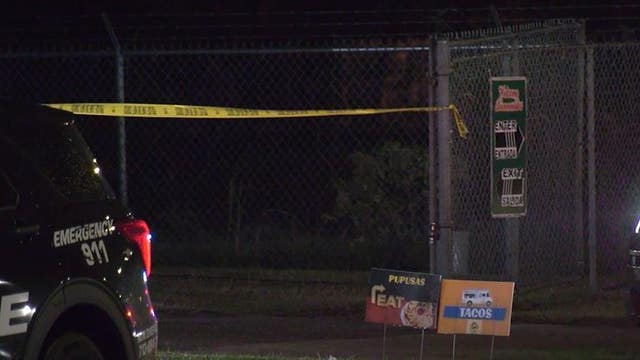 3 shot, 1 killed in apparent drive-by ambush in Acres Homes