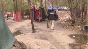 Harris Co. law enforcement making sure homeless population are prepared for upcoming freeze