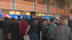 Stranded passengers still stuck after Southwest Airlines cancels thousands of flights again