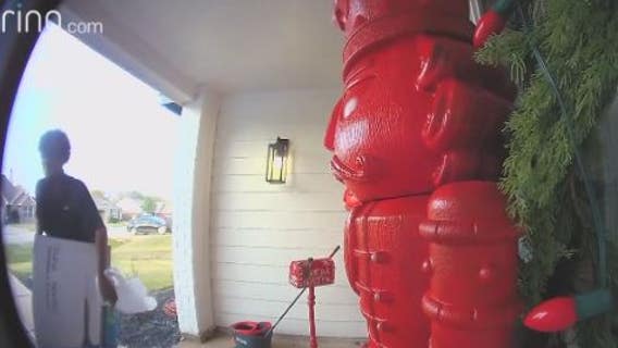 Willis woman, her followers raise money to thank FedEx driver for going extra mile to protect deliveries